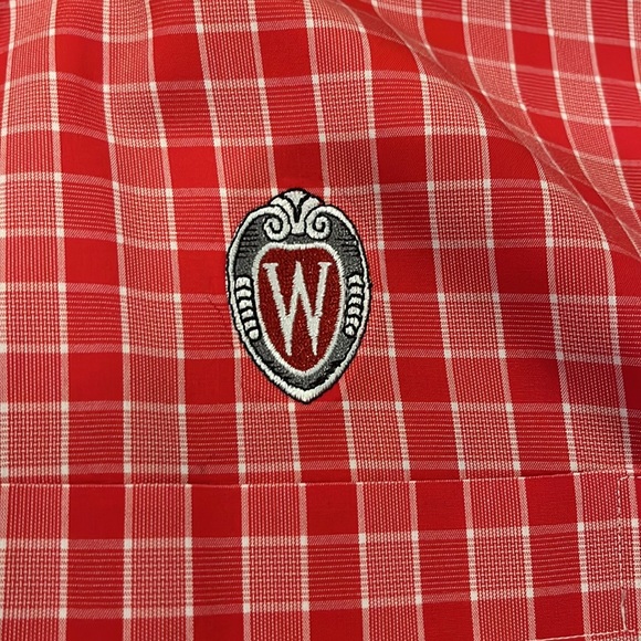 Wisconsin Badgers/UW Madison Long Sleeve Button Up - Picture 2 of 2